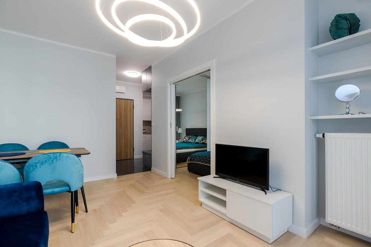 Wola Luxe Apartment Varşovia Exterior foto