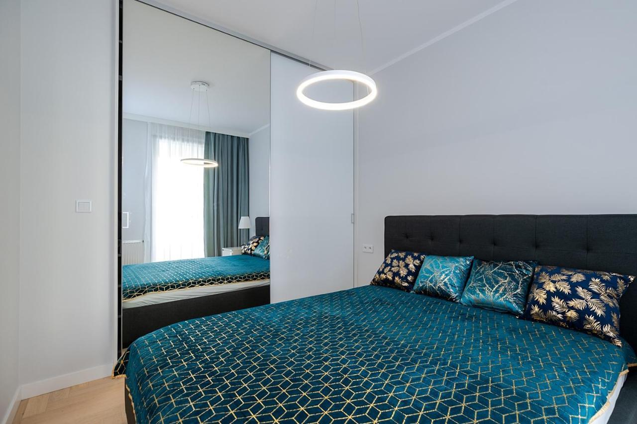 Wola Luxe Apartment Varşovia Exterior foto
